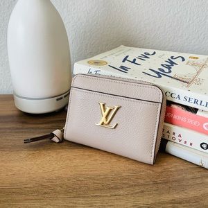 Louis Vuitton | Plain Leather Small Wallet Logo Coin Cases